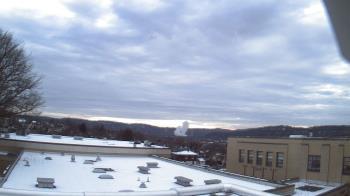 Weather camera view of Roy A Hunt Elementary School.