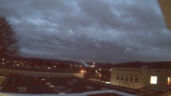 Weather camera view of Roy A Hunt Elementary School.