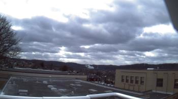 Weather camera view of Roy A Hunt Elementary School.