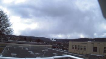 Weather camera view of Roy A Hunt Elementary School.