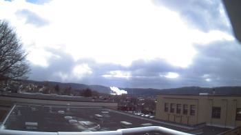 Weather camera view of Roy A Hunt Elementary School.