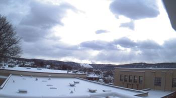 Weather camera view of Roy A Hunt Elementary School.