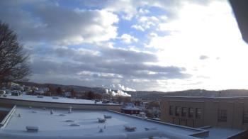 Weather camera view of Roy A Hunt Elementary School.