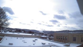 Weather camera view of Roy A Hunt Elementary School.