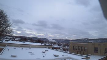 Weather camera view of Roy A Hunt Elementary School.