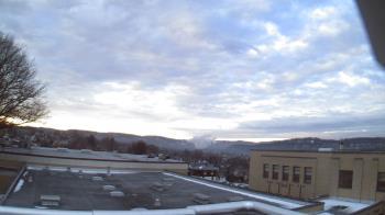 Weather camera view of Roy A Hunt Elementary School.