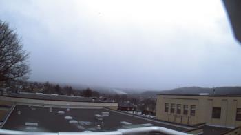 Weather camera view of Roy A Hunt Elementary School.