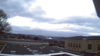 Weather camera view of Roy A Hunt Elementary School.