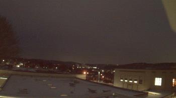 Weather camera view of Roy A Hunt Elementary School.