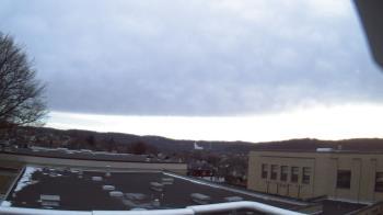 Weather camera view of Roy A Hunt Elementary School.