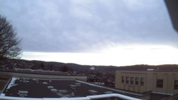 Weather camera view of Roy A Hunt Elementary School.