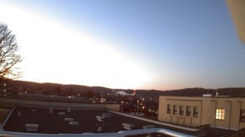 Weather camera view of Roy A Hunt Elementary School.