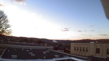 Weather camera view of Roy A Hunt Elementary School.