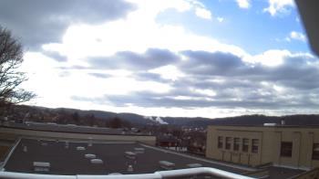 Weather camera view of Roy A Hunt Elementary School.