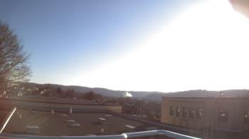 Weather camera view of Roy A Hunt Elementary School.