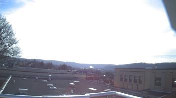 Weather camera view of Roy A Hunt Elementary School.