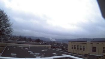 Weather camera view of Roy A Hunt Elementary School.