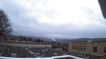 Weather camera view of Roy A Hunt Elementary School.