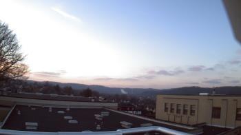 Weather camera view of Roy A Hunt Elementary School.