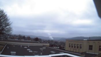 Weather camera view of Roy A Hunt Elementary School.