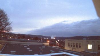 Weather camera view of Roy A Hunt Elementary School.