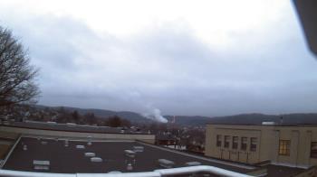 Weather camera view of Roy A Hunt Elementary School.