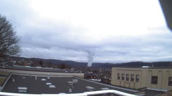 Weather camera view of Roy A Hunt Elementary School.