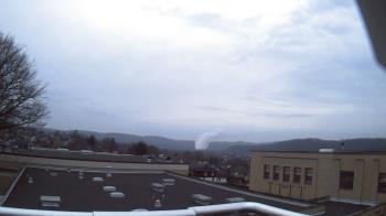 Weather camera view of Roy A Hunt Elementary School.