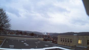 Weather camera view of Roy A Hunt Elementary School.