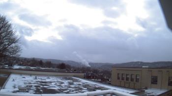 Weather camera view of Roy A Hunt Elementary School.