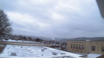 Weather camera view of Roy A Hunt Elementary School.