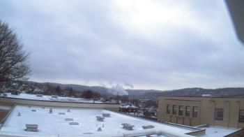 Weather camera view of Roy A Hunt Elementary School.