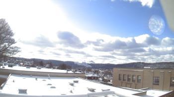 Weather camera view of Roy A Hunt Elementary School.