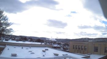 Weather camera view of Roy A Hunt Elementary School.