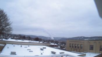 Weather camera view of Roy A Hunt Elementary School.