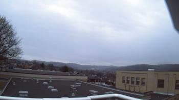 Weather camera view of Roy A Hunt Elementary School.