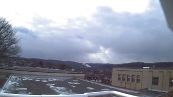Weather camera view of Roy A Hunt Elementary School.