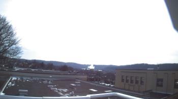 Weather camera view of Roy A Hunt Elementary School.
