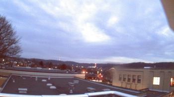 Weather camera view of Roy A Hunt Elementary School.