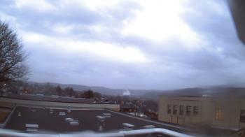 Weather camera view of Roy A Hunt Elementary School.