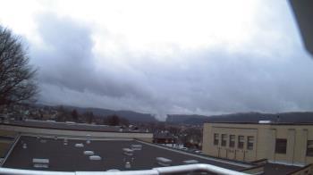 Weather camera view of Roy A Hunt Elementary School.
