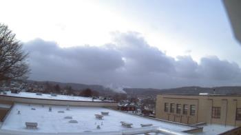 Weather camera view of Roy A Hunt Elementary School.