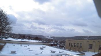 Weather camera view of Roy A Hunt Elementary School.