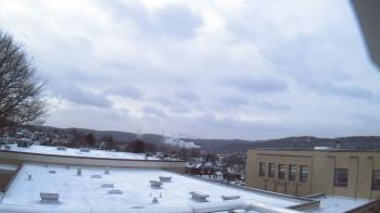 Weather camera view of Roy A Hunt Elementary School.