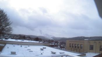 Weather camera view of Roy A Hunt Elementary School.