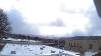 Weather camera view of Roy A Hunt Elementary School.