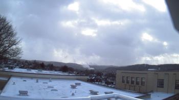 Weather camera view of Roy A Hunt Elementary School.