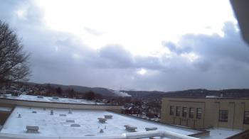 Weather camera view of Roy A Hunt Elementary School.