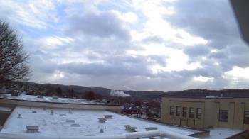 Weather camera view of Roy A Hunt Elementary School.