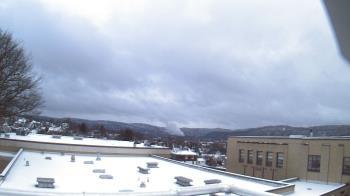 Weather camera view of Roy A Hunt Elementary School.